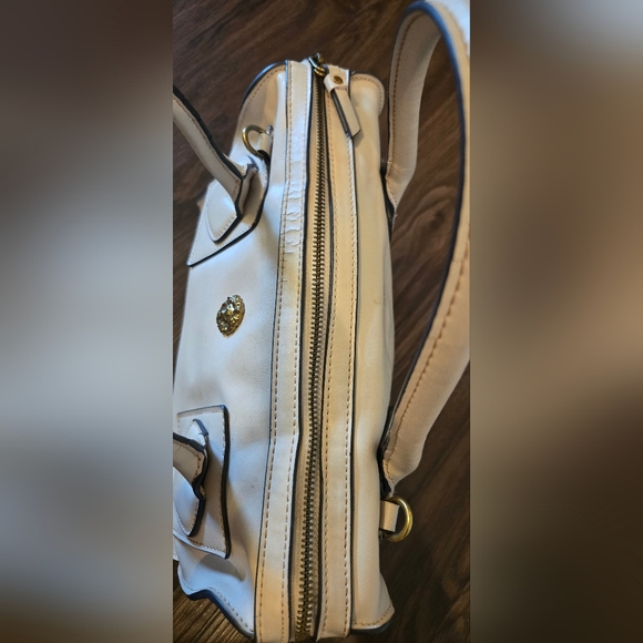 Anne Klein Cream Leather Satchel Bag Gold Logo Charm Top Handle Crossbody Strap - Picture 5 of 10